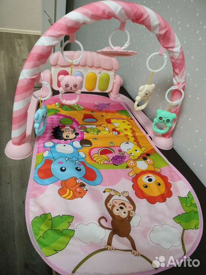 Детский развивающий коврик