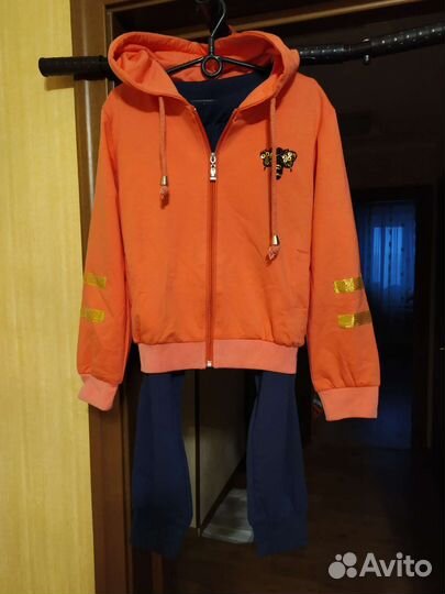 Спортивный костюм