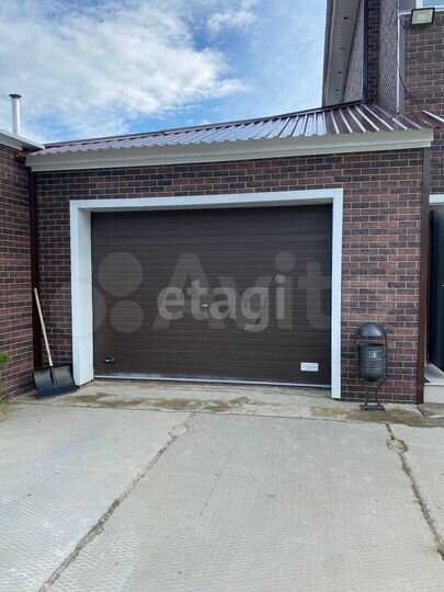 Дом 265 м² на участке 6 сот.