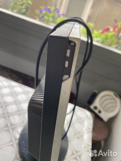 Монитор LG l1953s