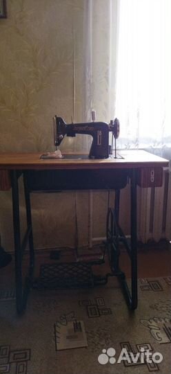 Швейная машинка Chepel