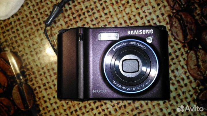 Фотоаппарат samsung NV30