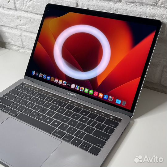 MacBook Pro 13 (2017), 1024 ГБ, Core i7, 3.5 ГГц, RAM 16 ГБ, Intel Iris Plus Graphics 650