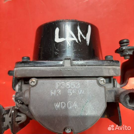 Фара противотуманная передняя правая Mitsubishi