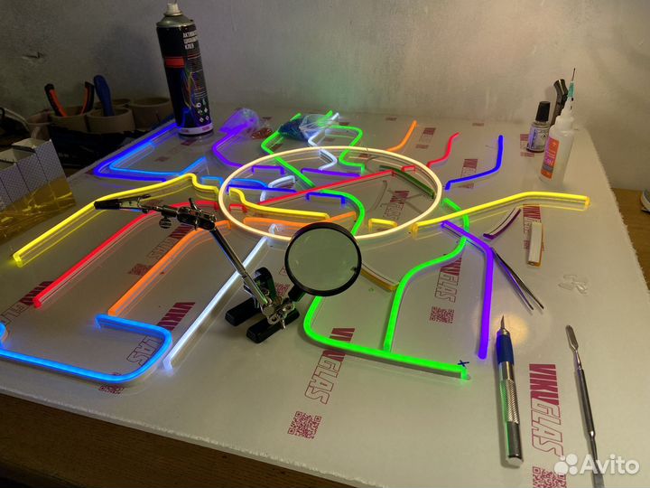 Неоновая вывеска под заказ / Неоновая реклама