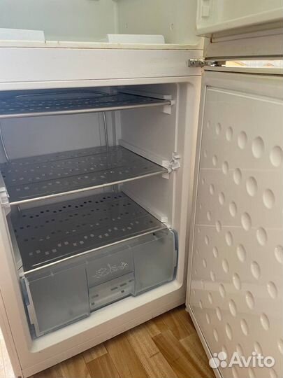 Холодильник б/у Веко