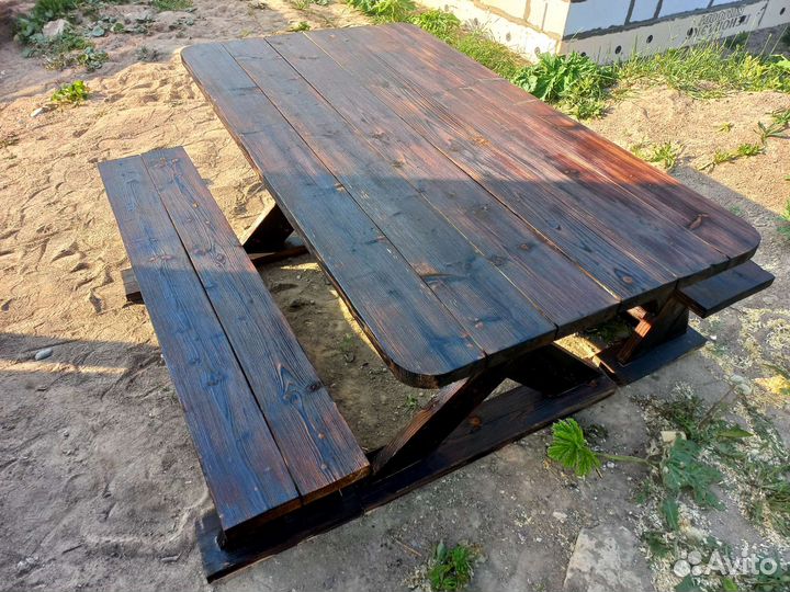 Стол садовый