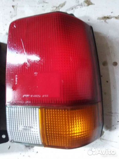 Фонарь Ford Laser