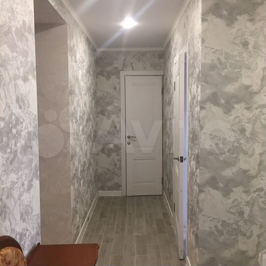 3-к. квартира, 85 м², 1/8 эт.