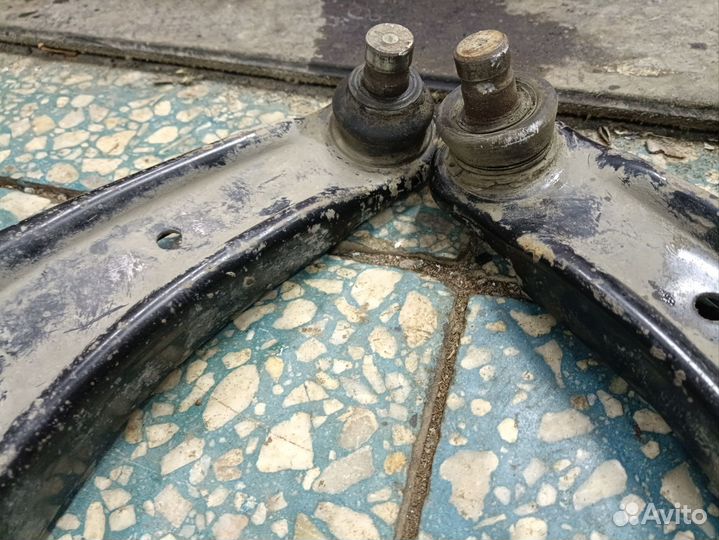 Рычаг передний Лансер 10