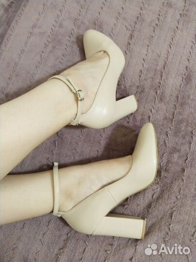 Туфли новые 39 размер