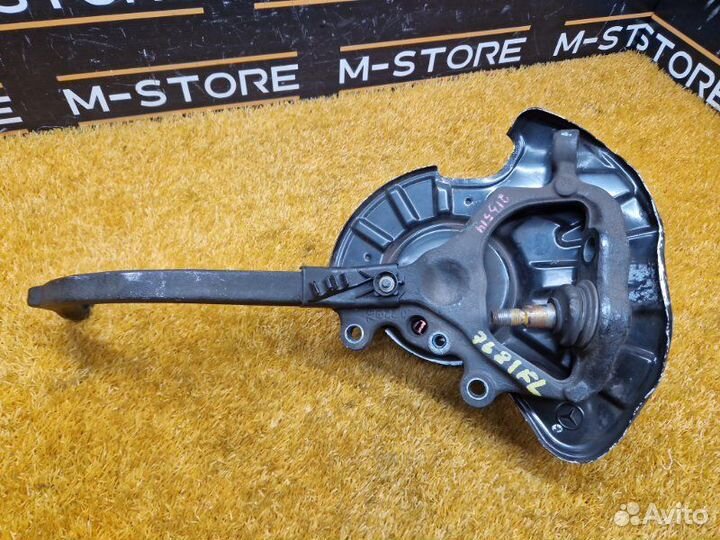 Ступица передняя левая Mercedes-Benz S-Class W220