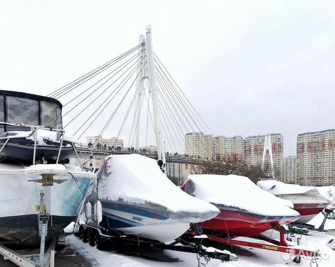 Зимнее хранение катера, гидроцикла в яхт-клубе СПб