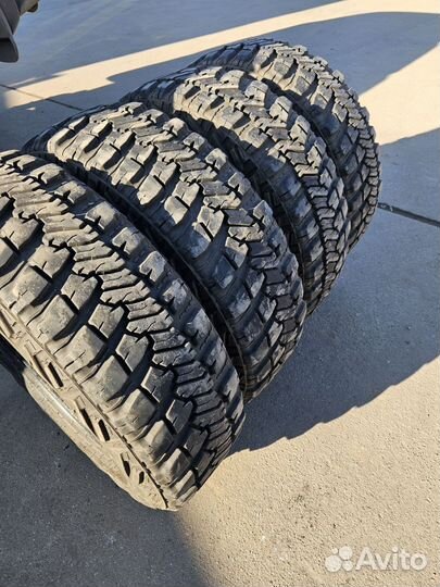 Goodyear Wrangler MT/R Kevlar 255/75 R17 111Q