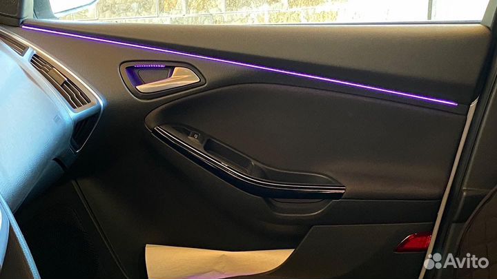 Установка подсветки в салон