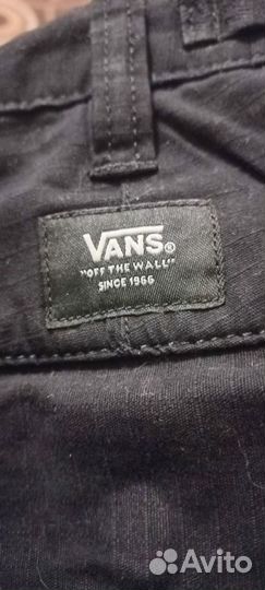 Джинсовые шорты vans