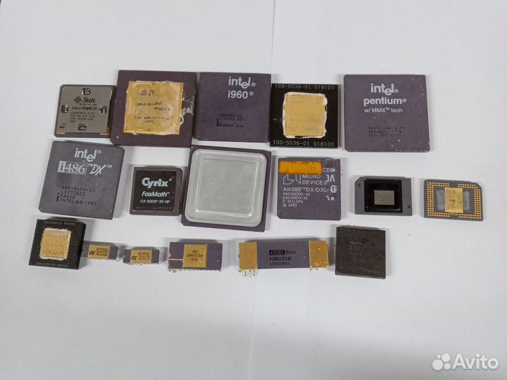 Старые керамические процессоры в ассортименте