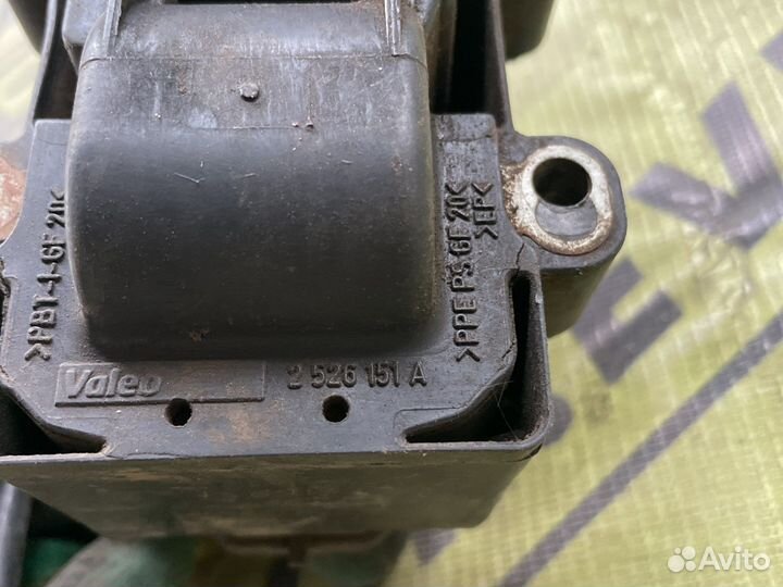 Катушка зажигания Renault Logan