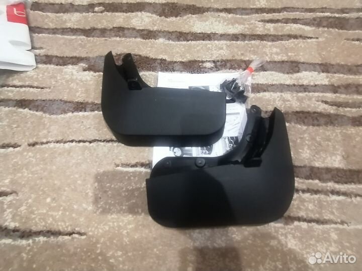 Комплект передних брызговиков Audi Q7 4M Sline