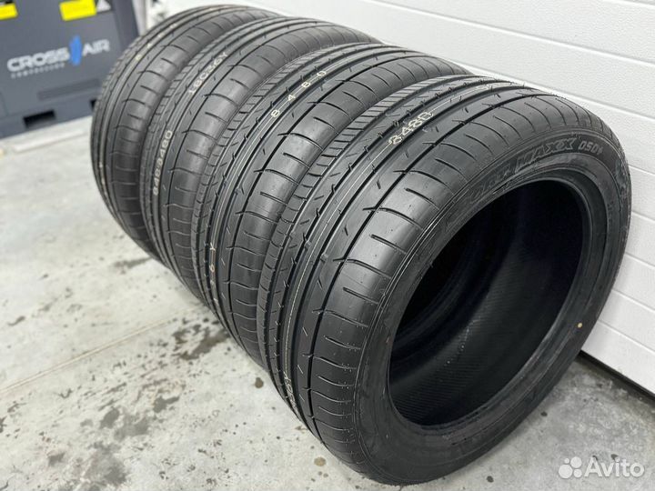 Dunlop SP Sport Maxx 050+ 265/35 R18 и 245/40 R18 97Y