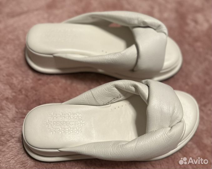 Шлёпанцы кожаные белые 37 respect