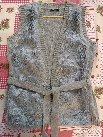 Жилет вязаный 46-48