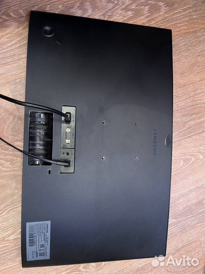 Монитор Изогнутый Samsung 24'