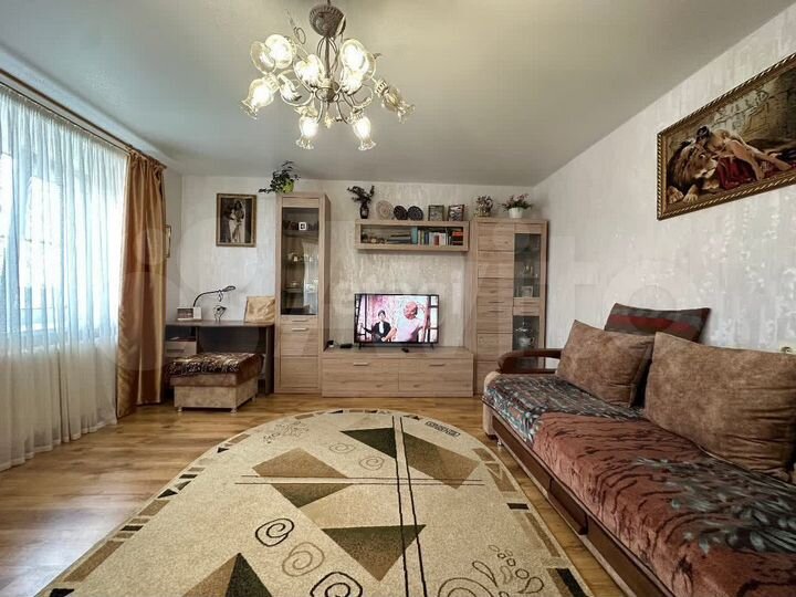 2-к. квартира, 64,5 м², 5/10 эт.