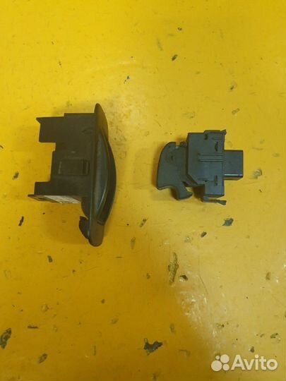 Кнопка стеклоподъемника toyota тойота