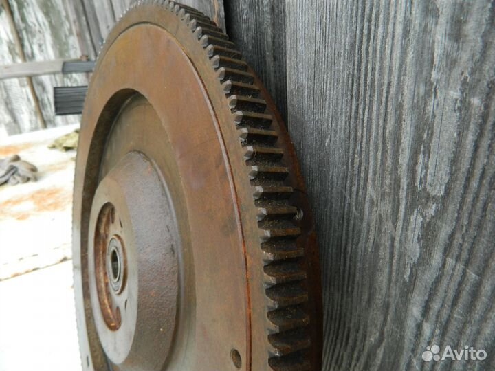 Маховик д 245