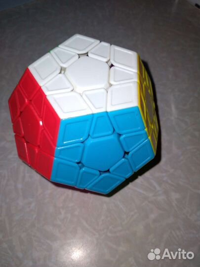 Кубик рубика Мегаминкс