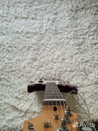 Электрогитара с комбиком бу
