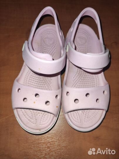 Сабо и сандали Crocs для девочки