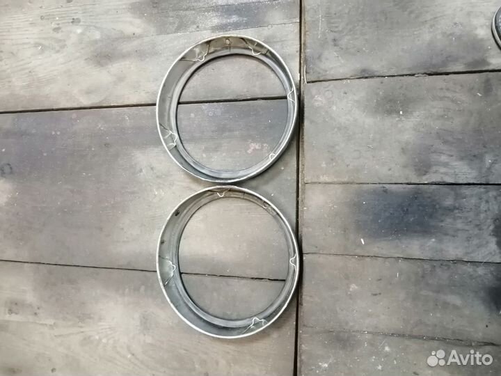 Шильдик Москвич