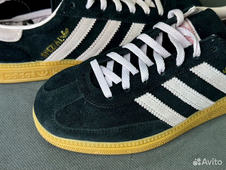 Кеды Adidas Handball Spezial черные в наличии