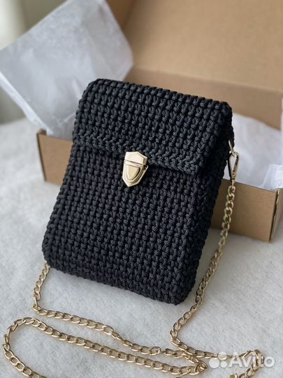 Вязаная мини сумочка