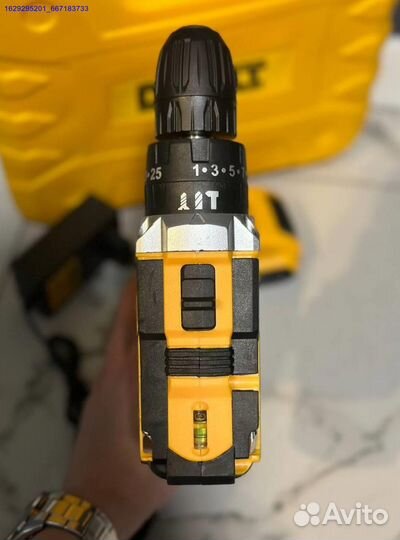 Шуруповерт DeWalt 21V