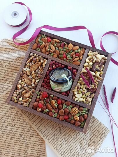 Подарочный бокс