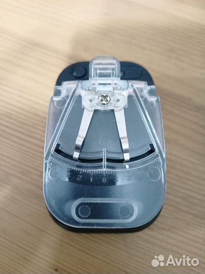 Универсальная зарядка батареек новая