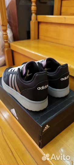 Кроссовки Adidas 38 размер оригинал