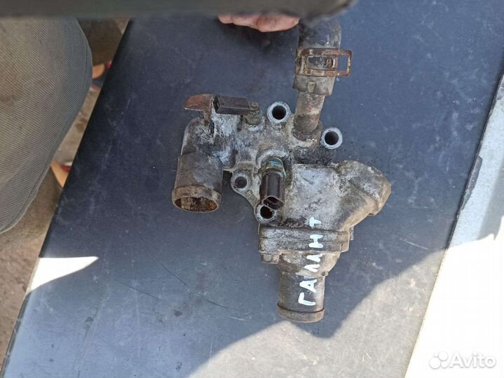 Корпус термостата Mitsubishi galant 8 рест gdi 2,4