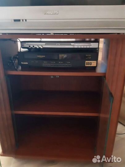 Тумба под телевизор