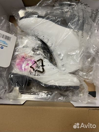 Коньки фигурные 37 размер