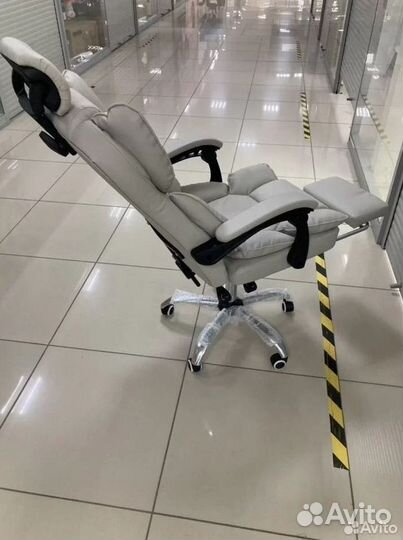 Компьютерное офисное кресло с массажем (новые)