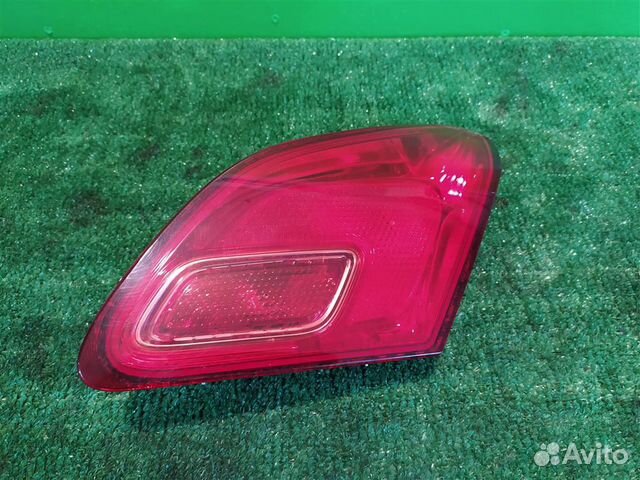 Фонарь задний внутренний правый Opel Astra J 2010