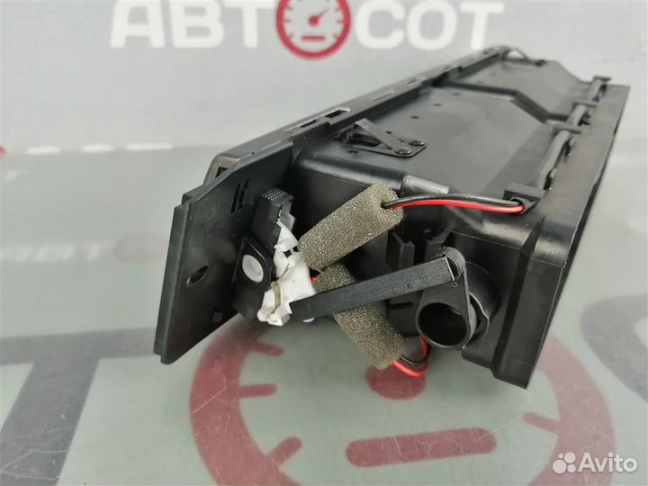 Дефлектор воздушный (комплект) Audi A6 (C5) 1997