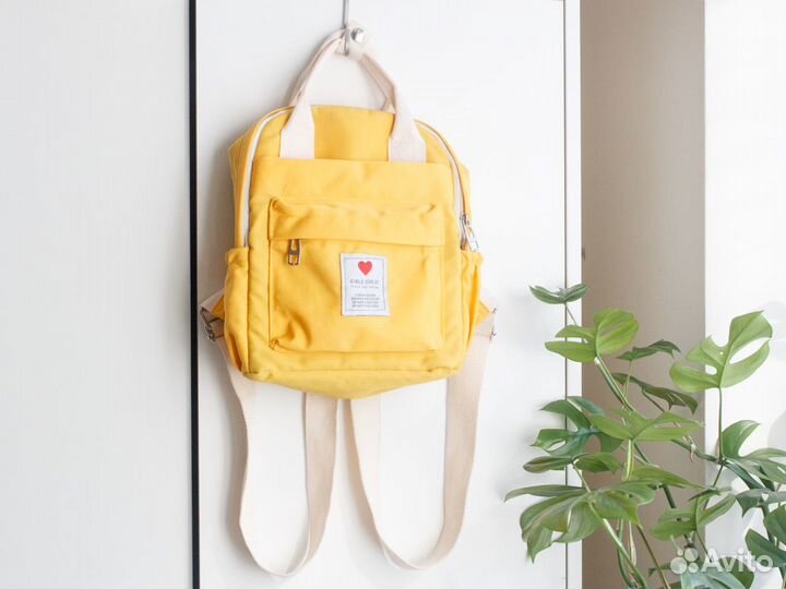 Рюкзак для девочки желтый