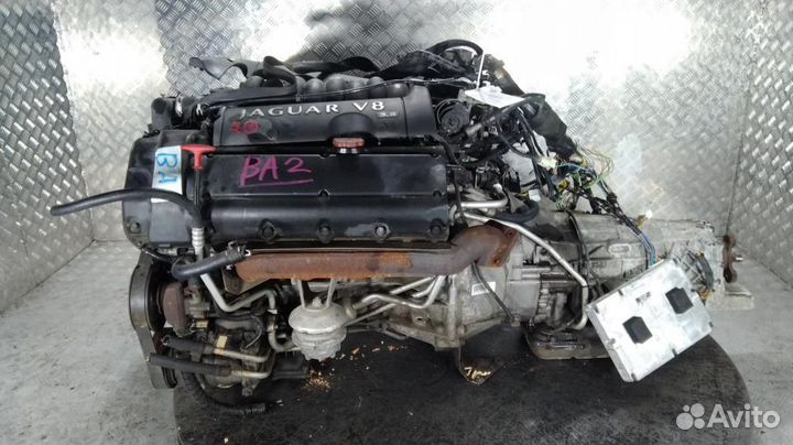 Двигатель Jaguar XJ (97-03) AJ