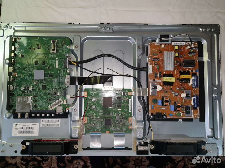 Запчасти на телевизор Samsung UE32ES6557U