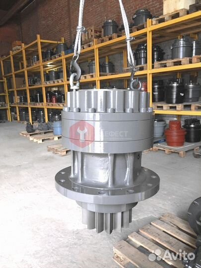 Поворотный редуктор JCB JS210NCT